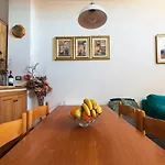 Toberto Apartment
